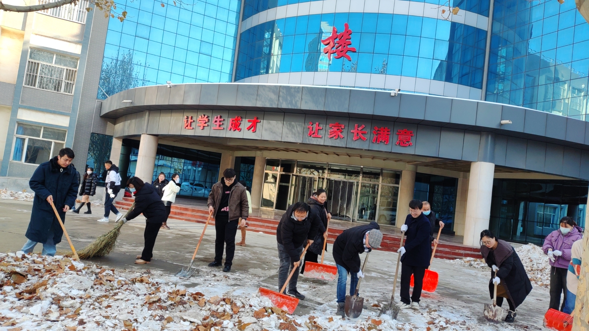 百度发微一键群发催生框微控百度与成为全球成长最快品牌百度与成为全球成长最快牌