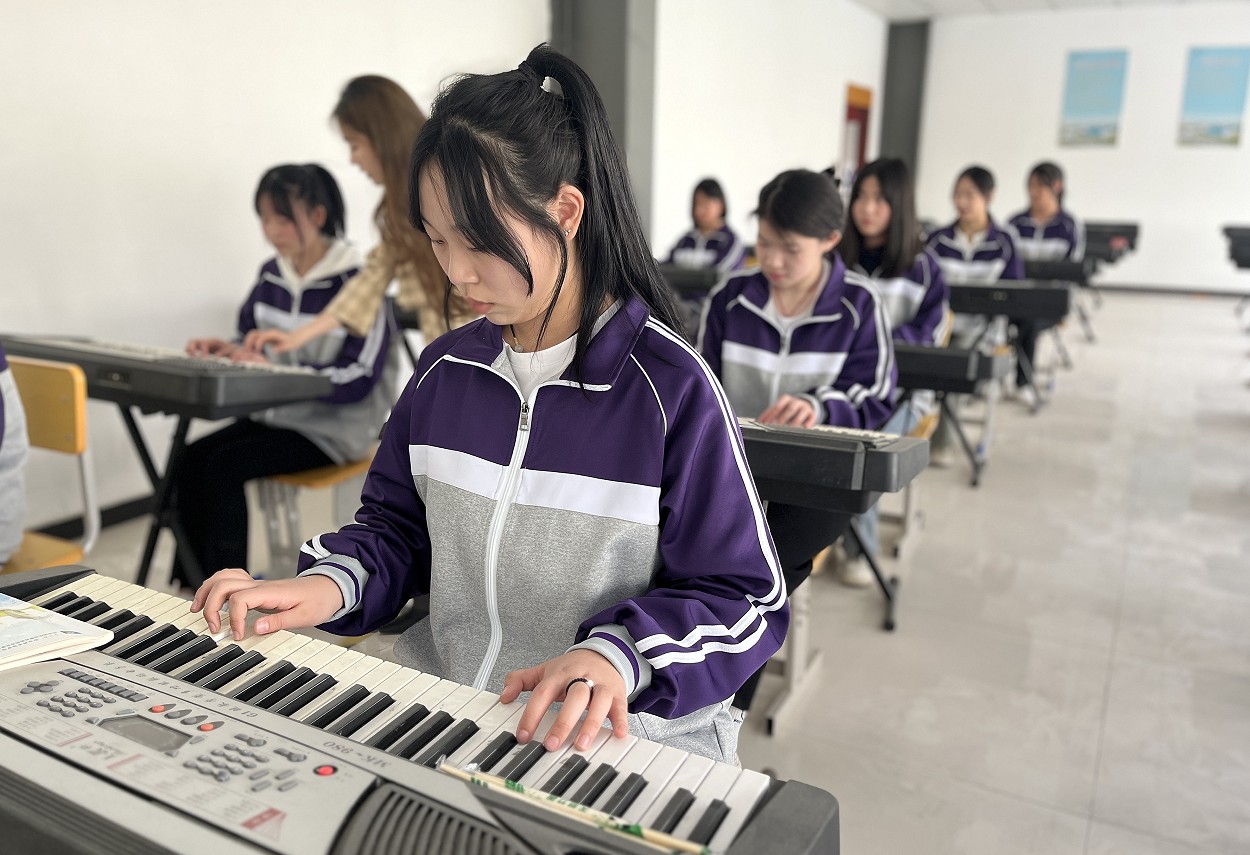 琴房